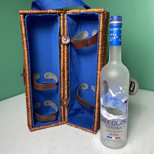 Vintage Grey Goose Picnic Carry Wicker Basket W/empty Bottle Limited Edition - Picture 5 of 5