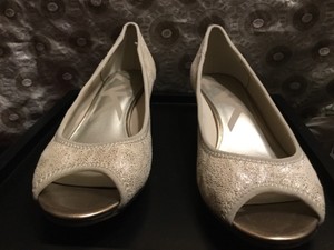 anne klein peep toe wedge
