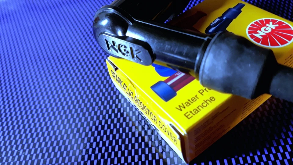 ANTIPARASITE NGK POUR BOUGIES AVEC OLIVE PEUGEOT103-MBK 51-MOTOBECANE SCOOTS...T - Photo 2/4