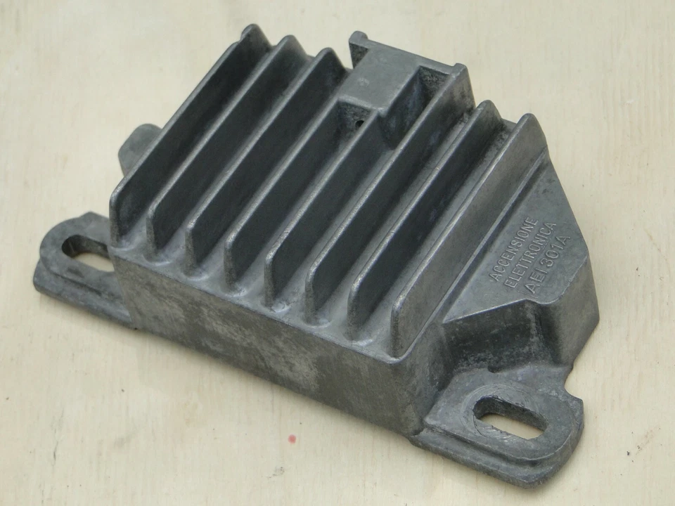 Maserati Biturbo S 425 Spyder Magneti Marelli AE1301A Ignition Module 313220100 - image 3 of 4