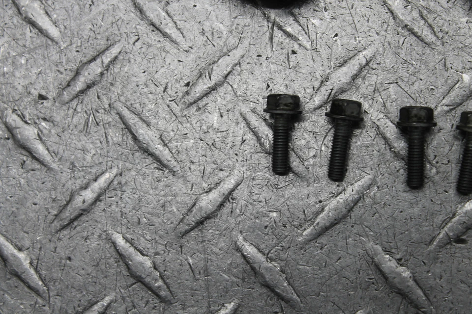 2004 KTM 450 SX RACING ENGINE OIL FILTER COVERS - Image 2 of 4