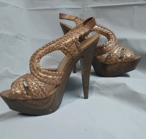 jessica simpson wood heels