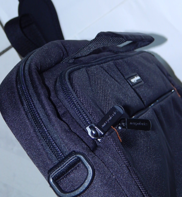 New Amazon Basics 14 Inch Laptop Case Carrying Shoulder Bag