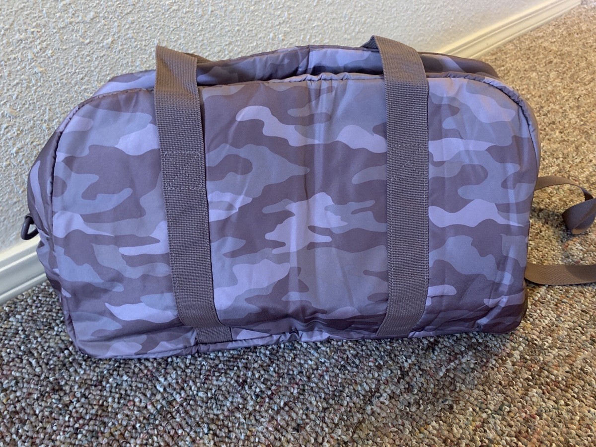 Victoria Secret/Pink Bora Brown Duffle Bag Tote Gym Weekender Carry On Camo