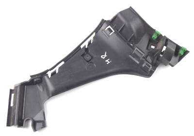 Volvo C30 1.6 D2 Halter hinten rechts für Stoßstange 31265679