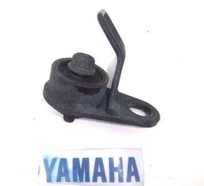 Yamaha YZF1000 YZF 1000 R Thunderace Inférieur Échappement Support Bush & 2000 - Photo 1/4