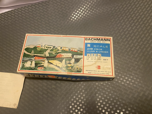 Bachmann 7532:200 Spur N 29-teiliges Über- & Unterstegset mit Tragträger