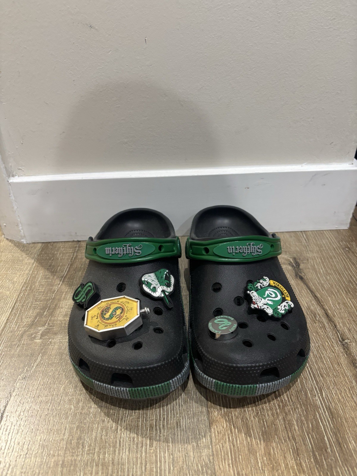 Crocs Adult Harry Potter Slytherin Classic Clogs - Men's  5 / Women's  7
