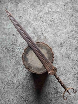 ANCIENT CELTIC IBERIAN IRON ANTENNA HILT LONG SWORD 9-7 ct. BC HALLSTATT CULTURE