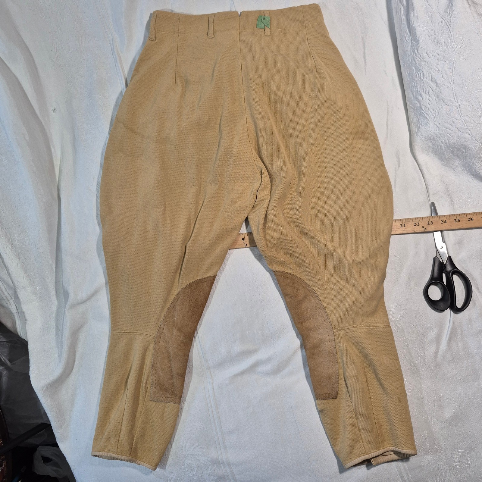 THE TAILORED SPORTSMAN EQUESTRIAN ENGLISHRIDING PANTS 26x22 (STAINED)