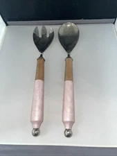 Ornate Vtg Hammered Stainless Salad Server Wooden marble Enamel & Pink Handles