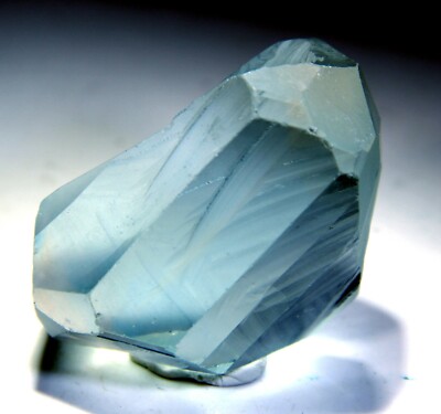 725 ct Genuine Clear Gem BLUE Terminated TOPAZ, Minas Gerais, Brazil! TP121