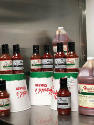 Chicago's Famous Harold's Chicken Mild Or Hot Sauce ( 16 oz )