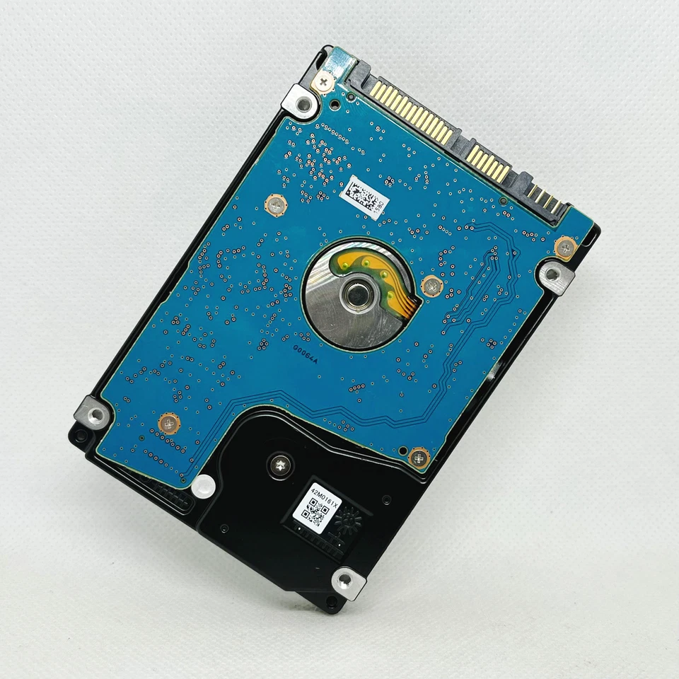 Brand new MQ04ABB400 Toshiba 4tb 2.5" notebook hard drive, thickness 15mm - Image 3 of 4