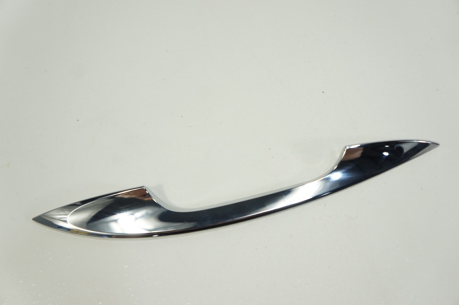 2017-2020 BENTLEY CONTINENTAL GT PASSENGER RIGHT CHROME DOOR MOLDING HANDLE OEM