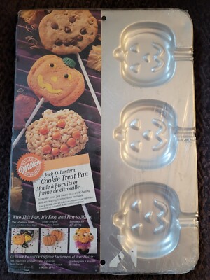 Halloween Wilton Jack O Lantern Pumpkin Cookie Cereal Treat Cake Pop Baking Pan 