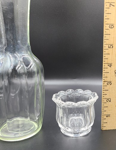 VINTAGE MANGANESE GLASS UV REACTIVE SET 9 INCH VASE AND 2 INCH TOOTHPICK HOLDER - Picture 4 of 15