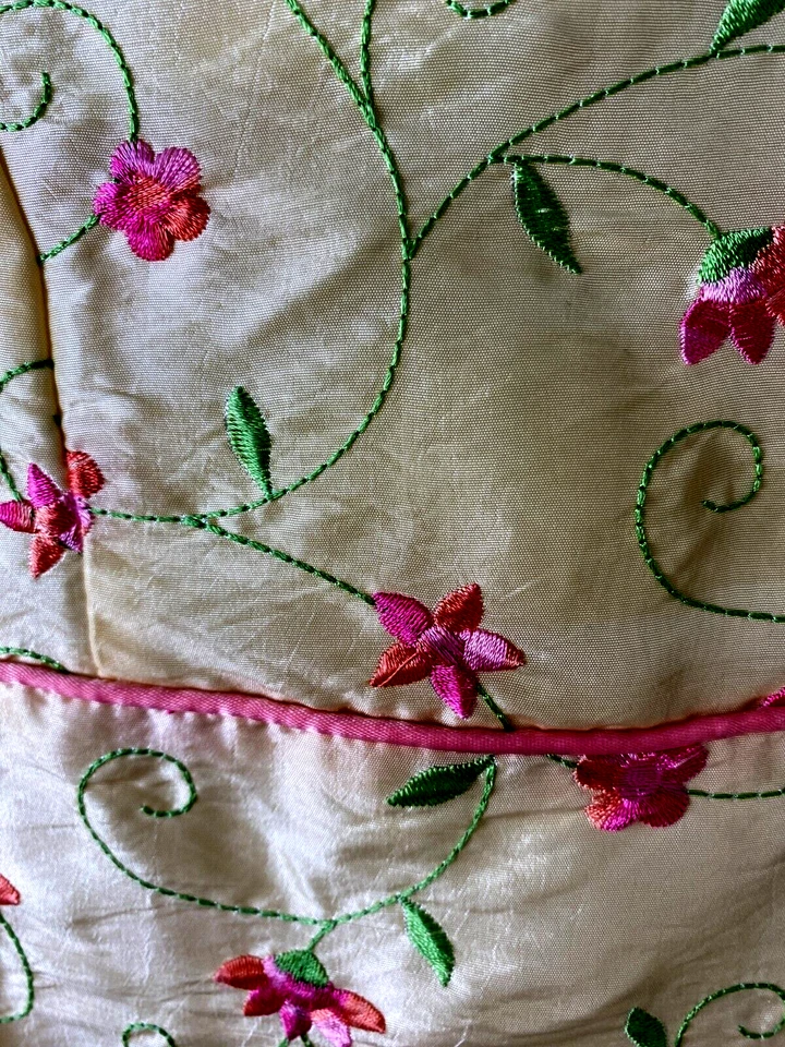 Hartstrings Embroidered Floral Yellow Toddler Short Sleeve Dress Lined Size 4 - Image 4 of 4