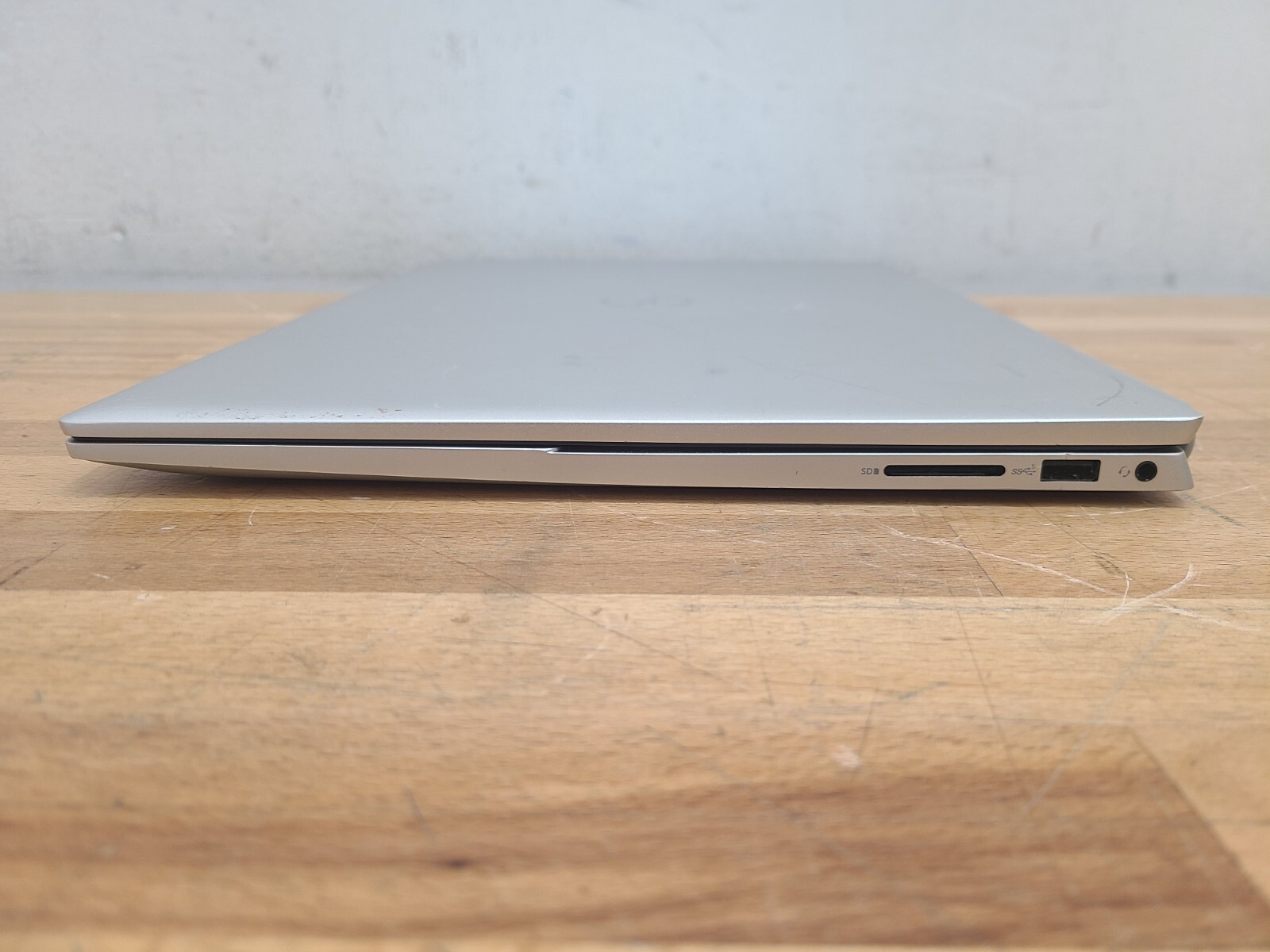 Dell Inspiron 16 5620 P117F Core i51235U 0.4Ghz 512GB SSD 8GB RAM 16