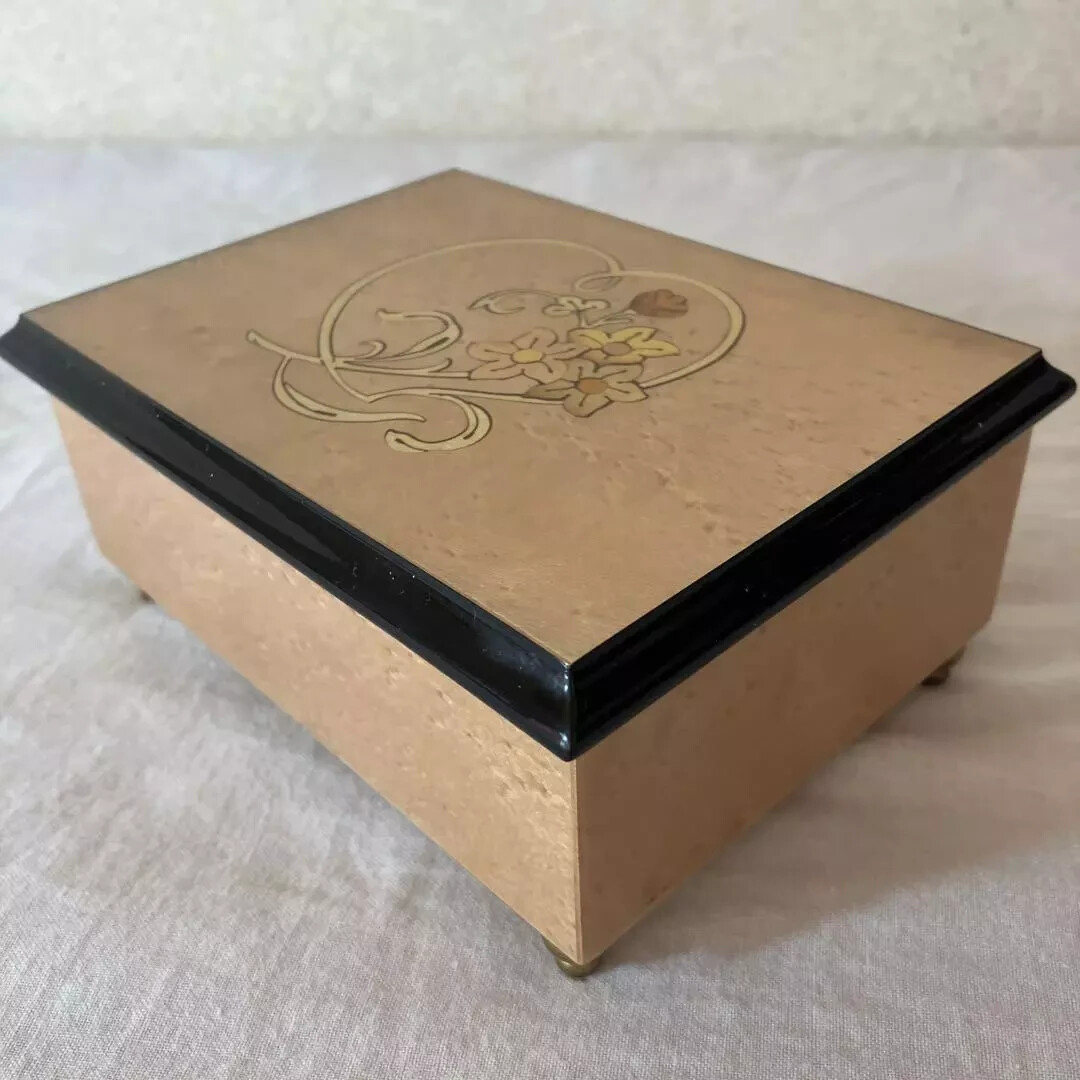 Orpheus 30 Valve Music Box When You Wish Upon A Star Italian