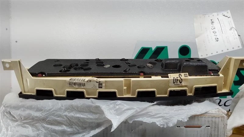 Cuadro de instrumentos velocímetro Oldsmobile Silhouette 1996 Foto 3 de 4