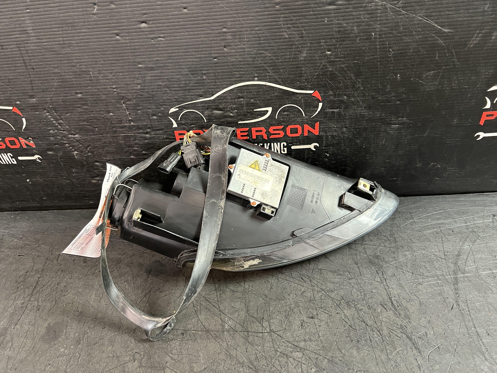 02-06 MASERATI SPYDER DRIVER LEFT LH HEAD LIGHT LAMP YELLOW GIALLO 231246