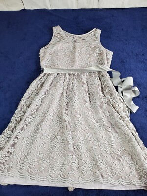 simply liliana lace dress Simply Liliana Women's Gray Lace Sleeveless Dress Size 10 Scalloped Hem ✅