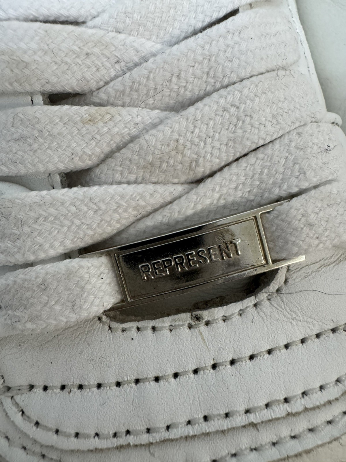 Represent Apex Trainers Logo Embossed Low Top Sneakers White Size Uk 9.5 EU 44 image 5