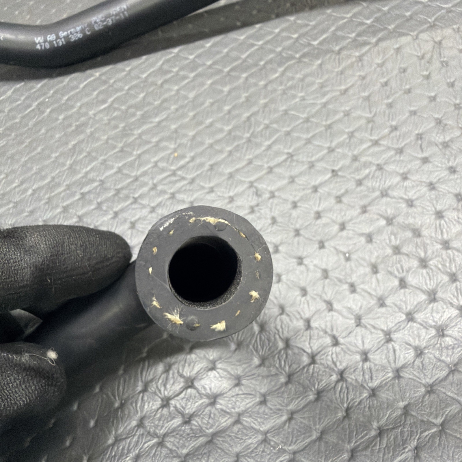 Lamborghini Aventador Vacuum hose P/N 470131386C