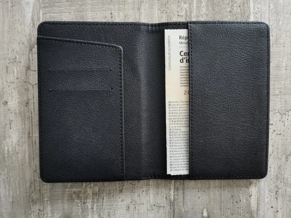 Étui Carte Grise BMW  - Photo 2/2