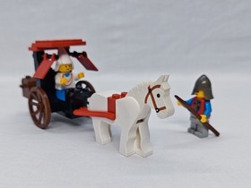 Lego 6023 Knights - Maiden's Cart *Used* with *Instructions*