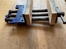 Record 52P woodworking vice with 7 inch jaws made in England