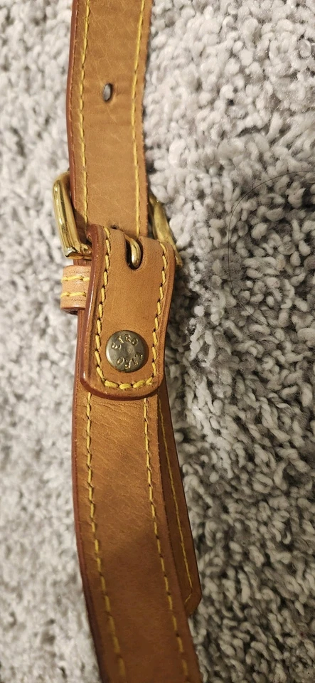 ETRO $1200 Vintage Made In IT Leather Crossbody Bag Paisley Print Burgundy/Tan - Image 4 of 4