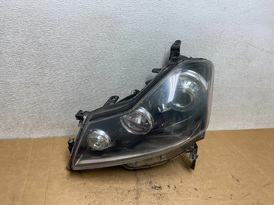 Faro de xenón oculto del lado izquierdo Infiniti M35 2006 a 2010 OEM T3140 DW Foto 3 de 4