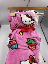 Hello Kitty Sanrio 2-Pk Throw Blankets Pink  White Christmas 60  x70  NEW