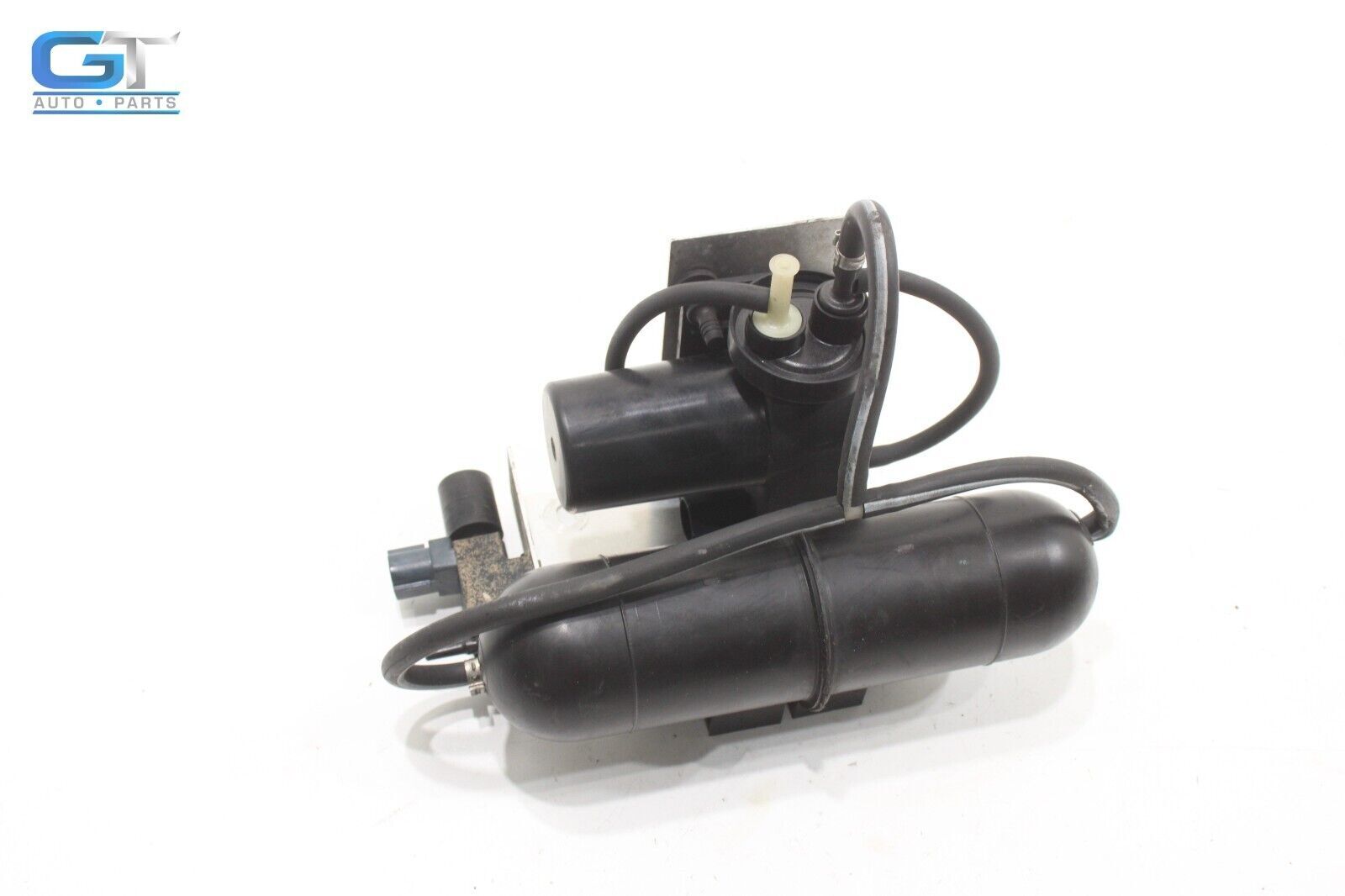 2007-10 ASTON MARTIN V8 VANTAGE ENGINE EXHAUST AIR VACUUM PUMP & RESERVOIR OEM