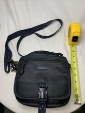 SAMSONITE Small Black Zippered Camera Case Removable Shoulder Strap w/ Belt Loop