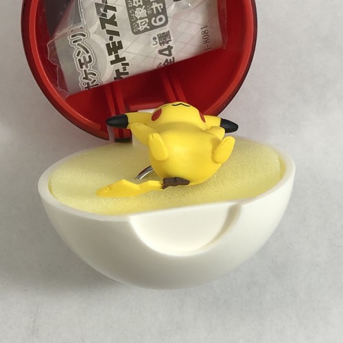 POKÉMON PIKACHU Toy Ring with Poké Ball Gachapon Japan Pokemon Ringcolle! Bandai - Picture 15 of 16