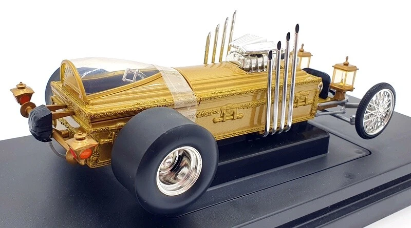 Ertl 1/18 Scale Diecast 33266 - 'THE MUNSTER DRAGULA' - Image 2 of 4