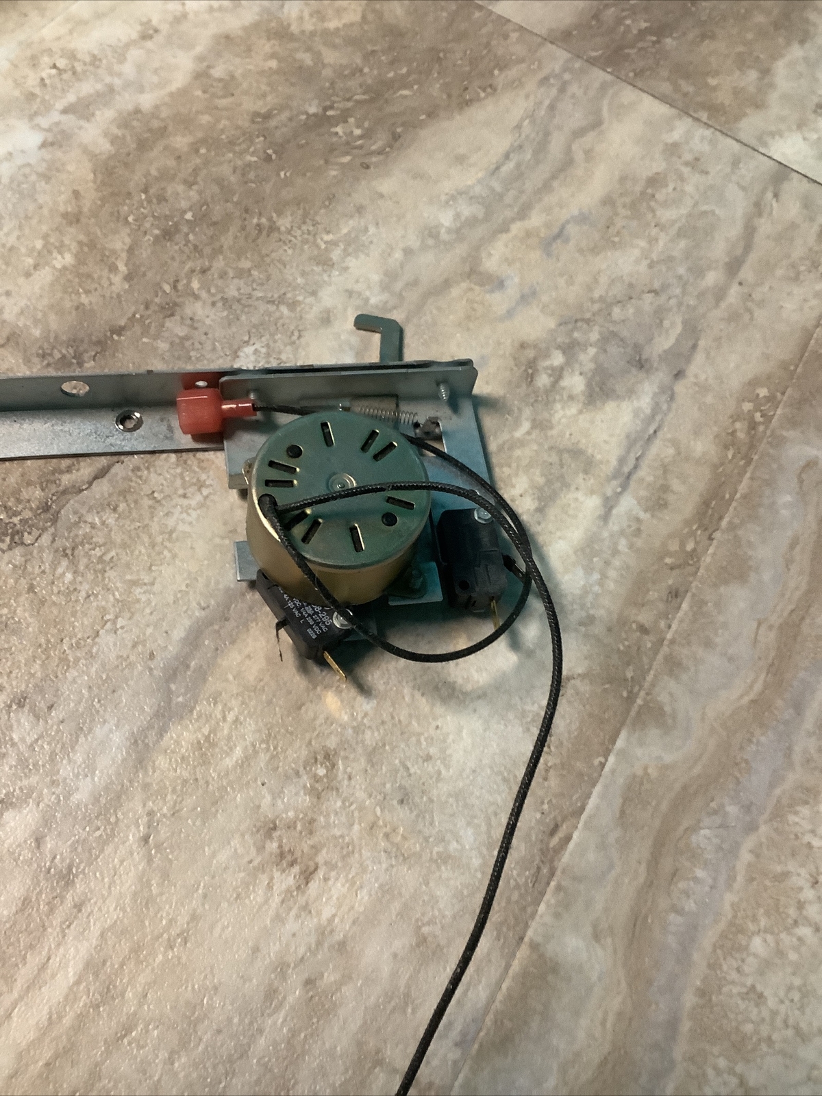 GE Wall Oven Door Lock Motor Latch Lever Part WB26K5030 WB49T10020