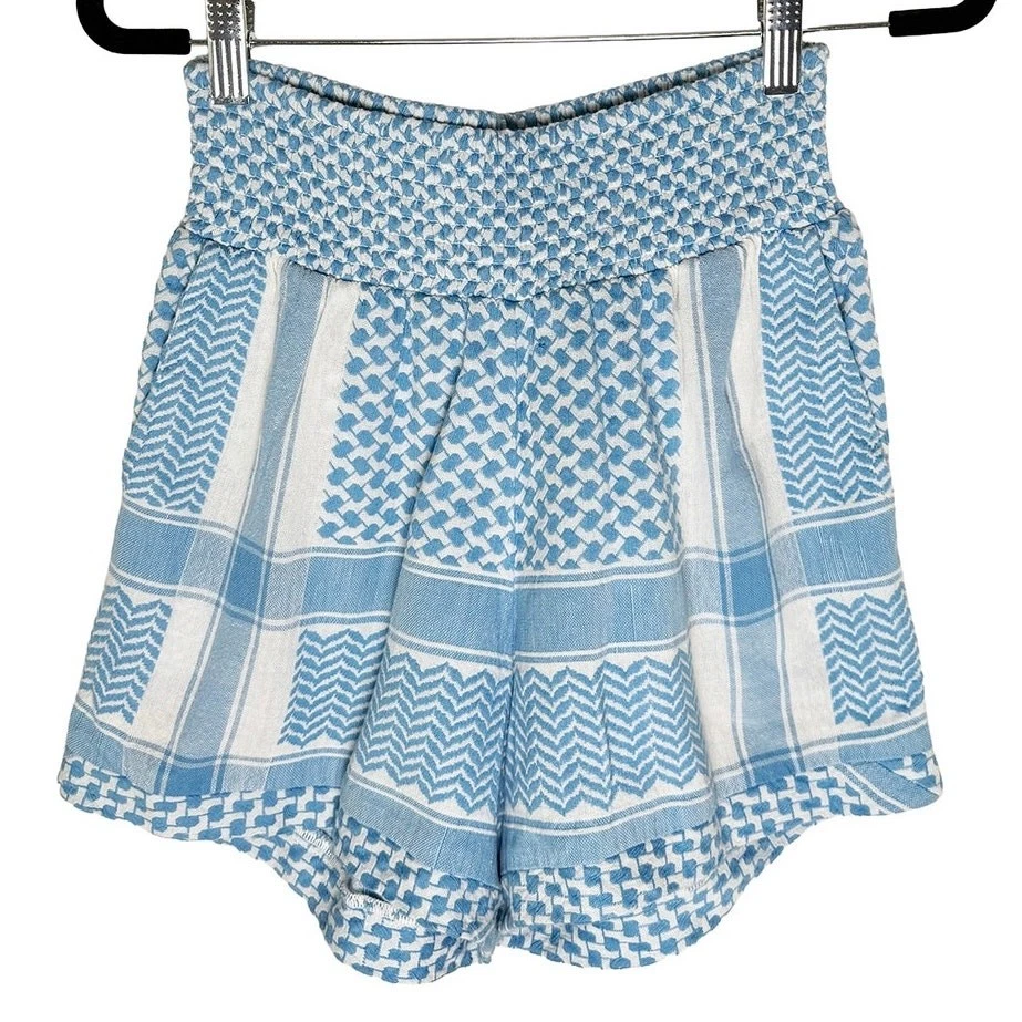 Cecilie Copenhagen Women's Teresa Cotton Shorts Resort Smocked Waist Blue White
Opens in a new windo