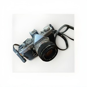 Olympus OM-1 SLR Film Camera F.Zuiko AUTO-S 50mm F1.8 Lens JAPAN