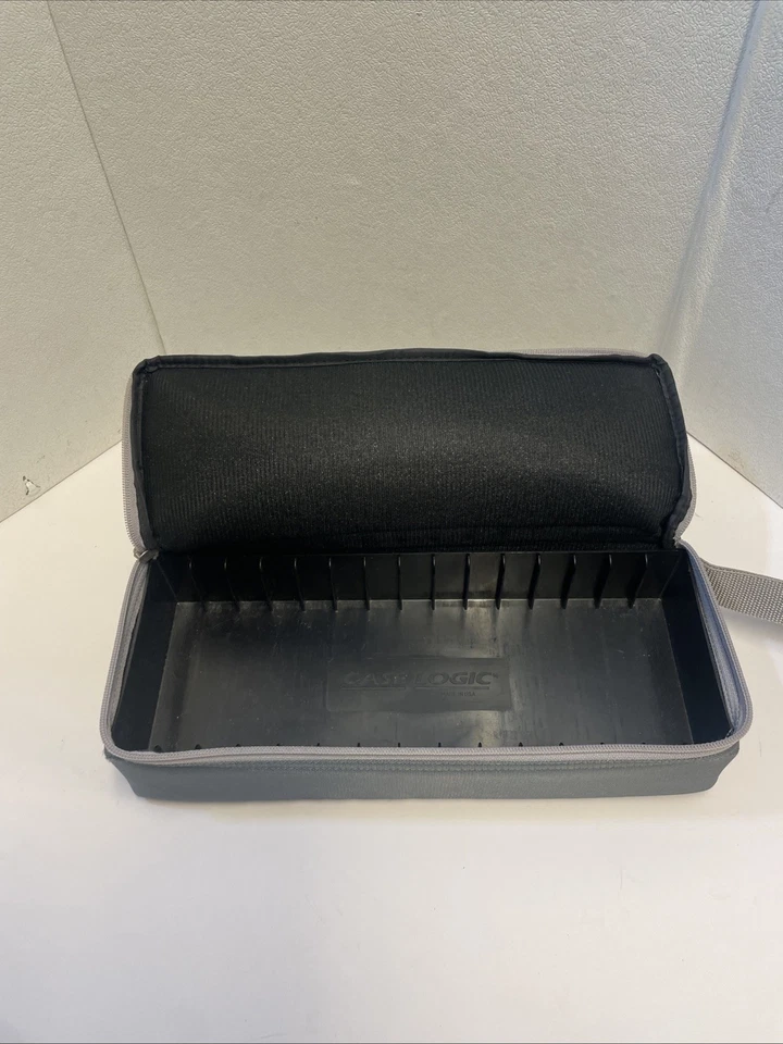 Case Logic 15 Cassette Tape Storage Carry Holder Navy Blue Gray Hard Padded - Image 4 of 4