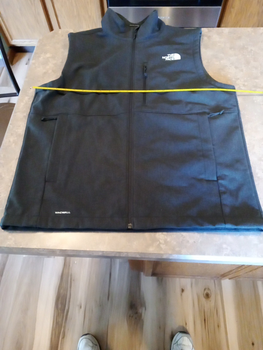 The North Face Men's Apex Bionic Vest Large With WindWall