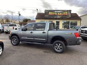 2015 Nissan TITAN PRO 4X 4x4 4dr Crew Cab SWB Pickup