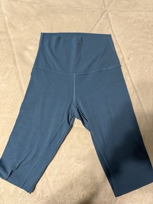 lululemon Align Women's High-Rise Cropped Leggings 21'' Inseam Size 4 Blue