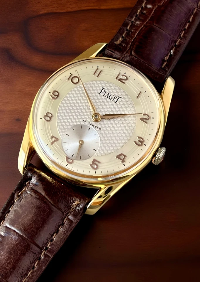 VTG PIAGET TWO TONE DIAL 35mm Ø TEXTURED DIAL GOLD PLATED CASE FROM 1940 - Image 3 of 4