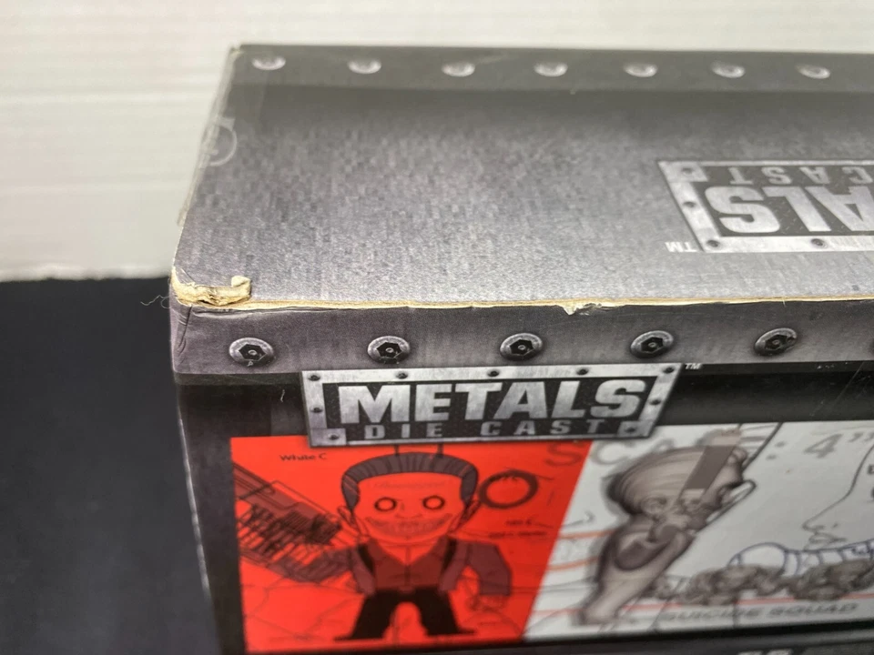 Metal Die Cast Suicide Squad The Joker Boss & Harley Quinn Hot Topic b10 Foto 4 de 4