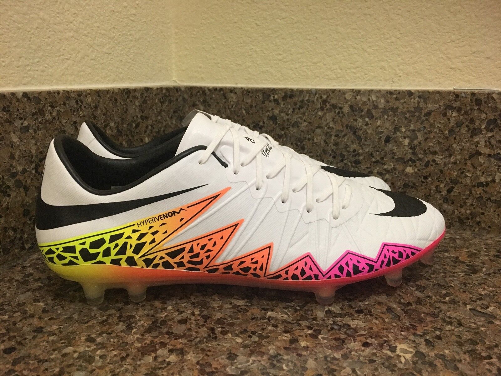 hypervenom 2 nikeskin