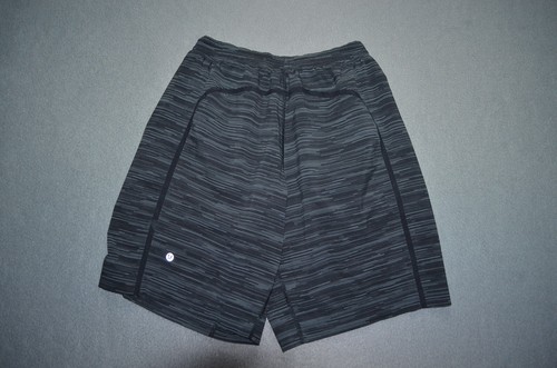 Lululemon pantaloncino foderato 9" uomo taglia M performance running - Foto 4 di 10
